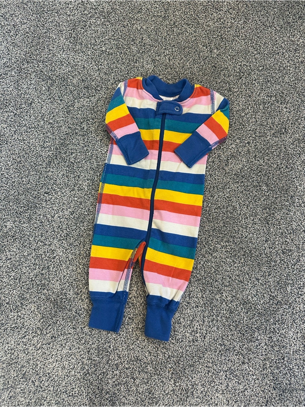 Hanna Andersson Multicolor Rainbow Stripe Footie with Blue Trim